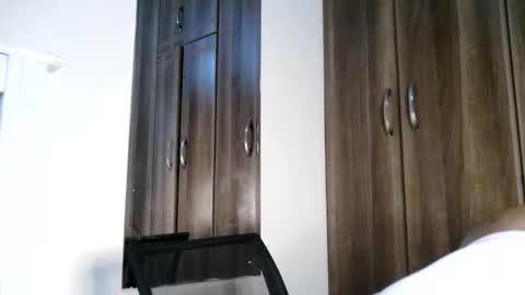 Snapshot of foxykay1 chatting on 10/31/25, 04:02 Kayla online show from 10/31/25, 04:02