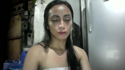 Snapshot of foxytheaxxx chatting on 05/31/26, 02:24 Thea online show from 05/31/26, 02:24