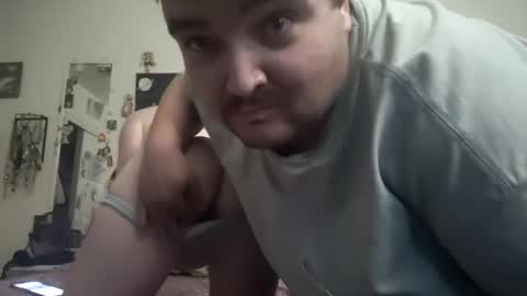 Snapshot of fr3ckles667 chatting on 12/07/24, 02:57 fr3ckles667 online show from 12/07/24, 02:57