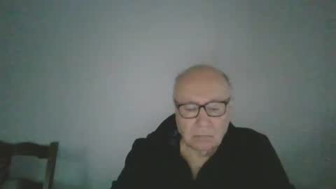 Snapshot of fra94 chatting on 12/20/24, 03:10 fra94 online show from 12/20/24, 03:10