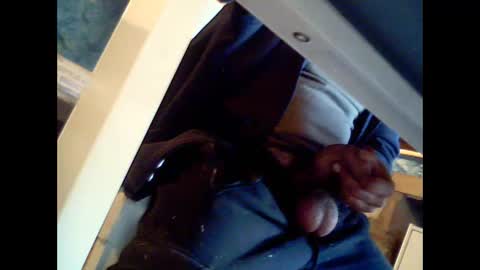 Snapshot of fra__71 chatting on 10/17/25, 06:38 fra  71 online show from 10/17/25, 06:38