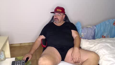 Snapshot of fraboys chatting on 11/07/25, 06:57 Fraboys online show from 11/07/25, 06:57