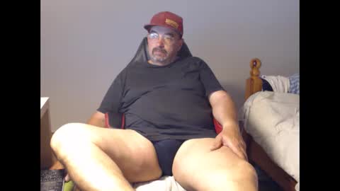 Snapshot of fraboys chatting on 05/18/26, 02:45 Fraboys online show from 05/18/26, 02:45