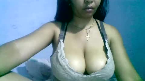 fracisca2204 online show from 11/30/25, 06:34