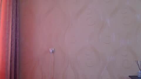 frame_tamer888 online show from 05/25/26, 11:27