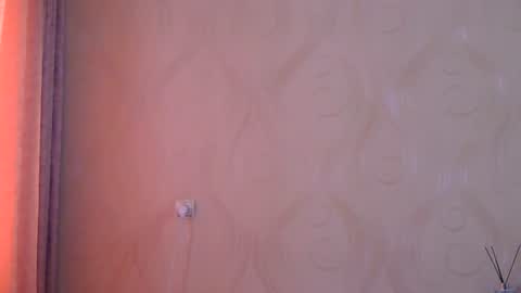 frame_tamer888 online show from 07/05/26, 11:17