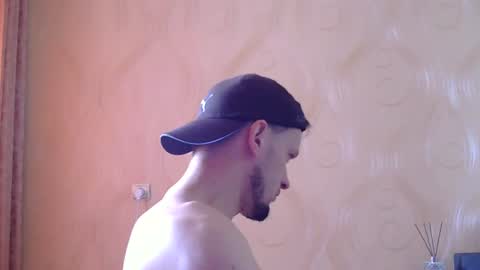 frame_tamer888 online show from 07/14/26, 10:21
