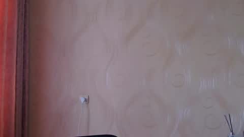 frame_tamer888 online show from 07/20/26, 10:39