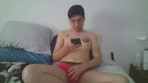 Snapshot of fran_boy chatting on 04/27/26, 04:05 fran online show from 04/27/26, 04:05