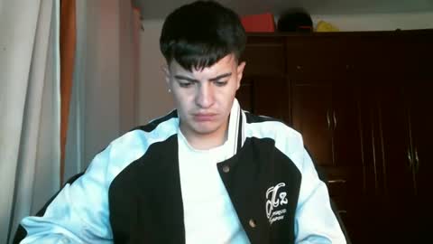 franccesco_699 online show from 12/24/24, 12:22