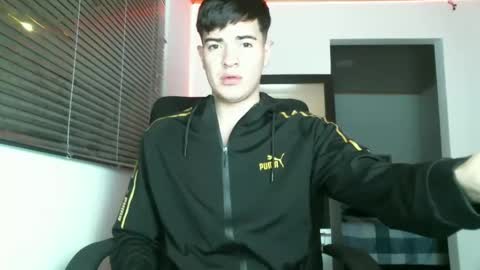 franccesco_699 online show from 12/25/24, 11:20