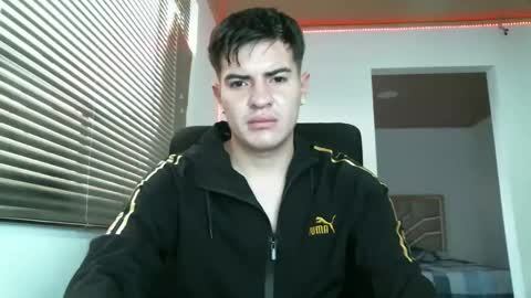 franccesco_699 online show from 12/27/24, 06:10