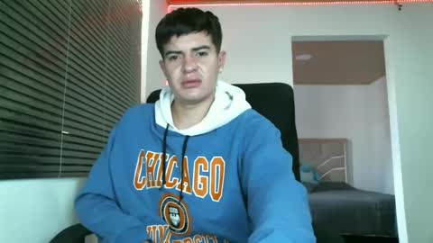 franccesco_699 online show from 01/07/25, 04:05