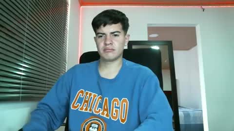 franccesco_699 online show from 01/17/25, 04:36