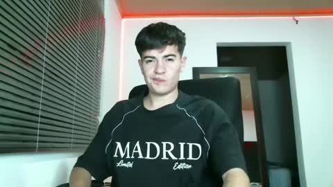 franccesco_699 online show from 01/18/25, 03:31