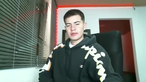 franccesco_699 online show from 01/24/25, 04:39