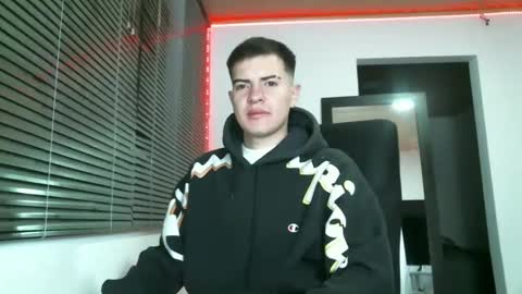 franccesco_699 online show from 01/27/25, 01:26