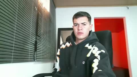 franccesco_699 online show from 02/01/25, 06:29