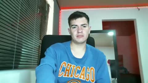 franccesco_699 online show from 02/06/25, 05:09