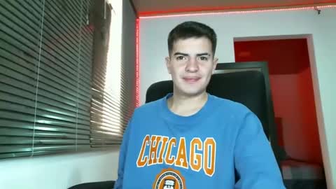 franccesco_699 online show from 02/09/25, 05:33