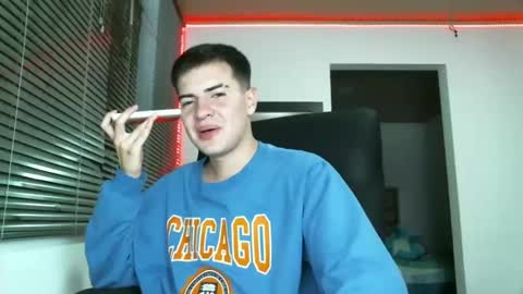 franccesco_699 online show from 02/10/25, 01:57