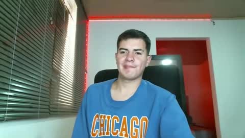 franccesco_699 online show from 02/11/25, 04:35