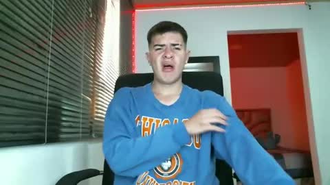 franccesco_699 online show from 02/13/25, 03:35
