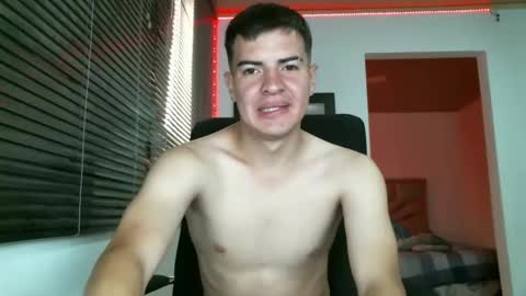 franccesco_699 online show from 02/17/25, 04:15