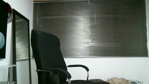 franccesco_699 online show from 02/28/25, 02:31