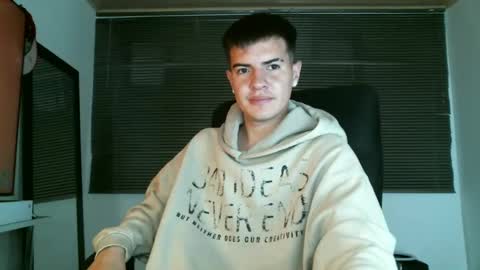franccesco_699 online show from 03/01/25, 10:53