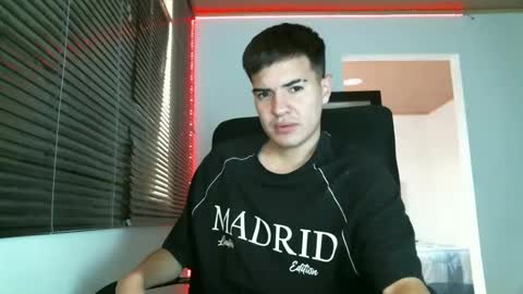 franccesco_699 online show from 03/03/25, 02:37