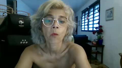 francelune online show from 12/14/24, 02:10