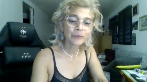 francelune online show from 03/11/25, 02:51