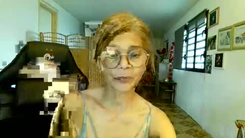 francelune online show from 02/09/26, 01:37