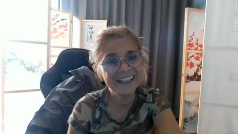 francelune online show from 07/10/26, 02:30