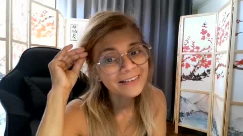 francelune online show from 07/21/26, 11:12