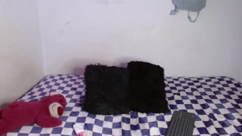 francesca  online show from 10/04/25, 10:19