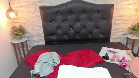          online show from 07/26/26, 02:31