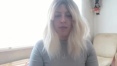 Francesca online show from 10/02/25, 05:53