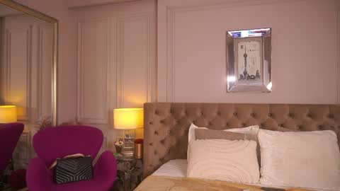 francescadante online show from 06/19/26, 07:12