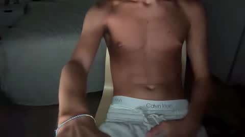 Snapshot of francesco727 chatting on 09/12/25, 10:32 francesco online show from 09/12/25, 10:32