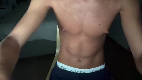 Snapshot of francesco727 chatting on 09/18/25, 10:23 francesco online show from 09/18/25, 10:23