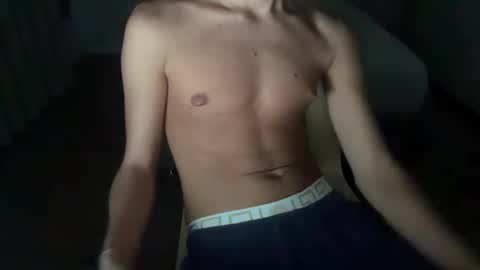 Snapshot of francesco727 chatting on 10/08/25, 10:18 francesco online show from 10/08/25, 10:18