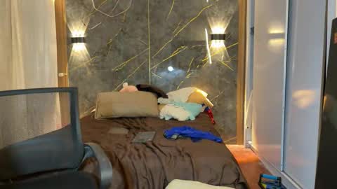 Dynamic roles online show from 09/26/25, 08:07