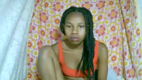 Snapshot of franciefrancie chatting on 10/31/25, 11:00 francilla online show from 10/31/25, 11:00