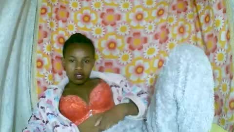 Snapshot of franciefrancie chatting on 11/26/25, 10:33 francilla online show from 11/26/25, 10:33