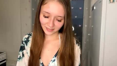 Snapshot of francinaporteus chatting on 09/23/25, 03:37 Francis online show from 09/23/25, 03:37