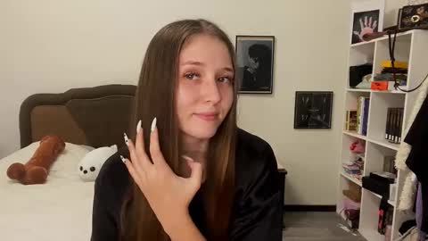 Snapshot of francinaporteus chatting on 09/30/25, 02:11 Francis online show from 09/30/25, 02:11