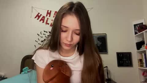 Snapshot of francinaporteus chatting on 10/29/25, 12:07 Francis online show from 10/29/25, 12:07