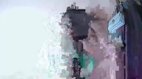 Snapshot of francine925426 chatting on 10/28/25, 07:34 francine925426 online show from 10/28/25, 07:34